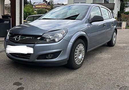 Opel Astra 1.4 Twinport ecoFLEX - guter Zustand