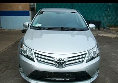 Toyota Avensis Executive 1.8 Valvematic Executive