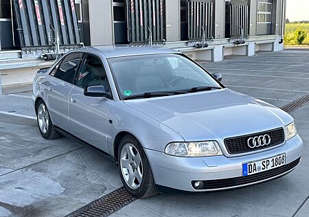 Audi A4 2.8L 30V