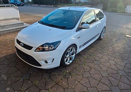 Ford Focus 2,5 ST ST