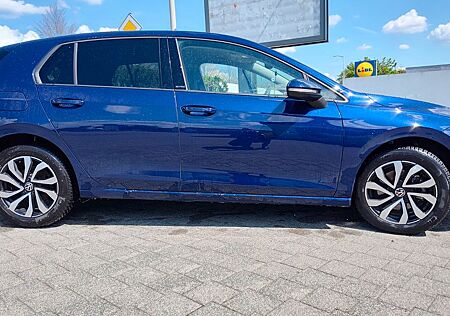 VW Golf Volkswagen 1.5 TSI OPF 110kW ACTIVE Ansch. Garanti