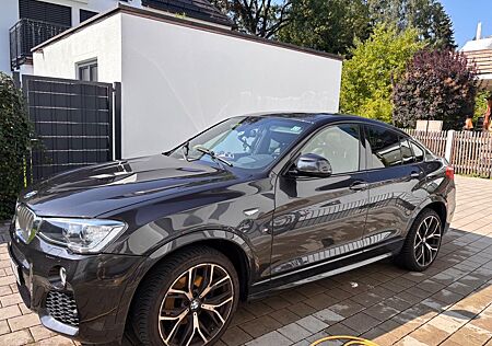BMW X4 M -Packet