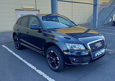 Audi Q5 2.0 TDI 105kW quattro - AHK/HU 05/2027