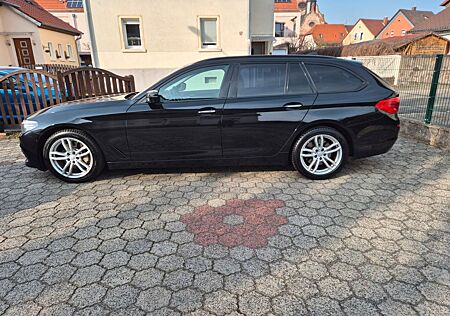 BMW 530d Touring Sport Line Hud Pan HK AHK