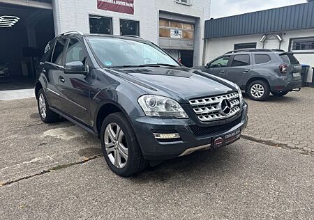 Mercedes-Benz ML 350 CDI*4MATIC*XENON*TEMP.*SPORT*SCHIEBEDACH*