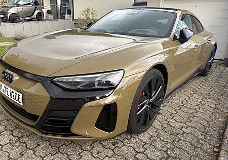 Audi RS e-tron GT RS quattro RS HGP 820 PS lesen
