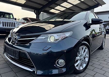 Toyota Auris Edition LED Xenon SHZ PDC Klimaaut. Tempom
