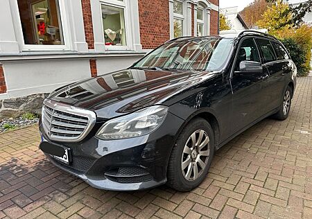 Mercedes-Benz E 200 BlueTEC T -