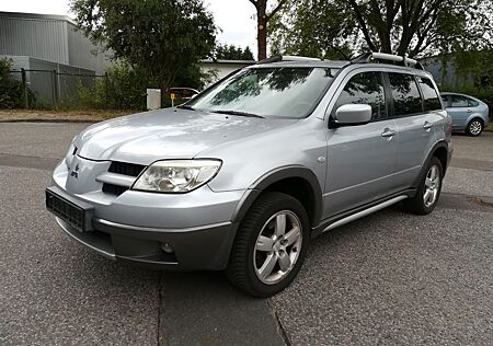Mitsubishi Outlander 2.0 I, 4WD, 4x4,Klima