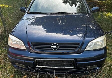 Opel Astra 1.8 16V Sportive Sportive