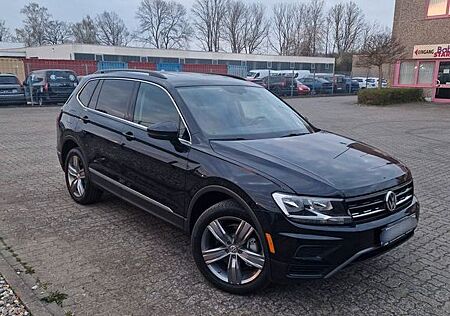 VW Tiguan Allspace Volkswagen 2.0 TSI 4MOTION