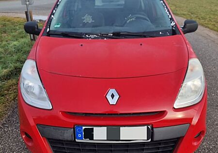 Renault Clio 1.2 16V 75