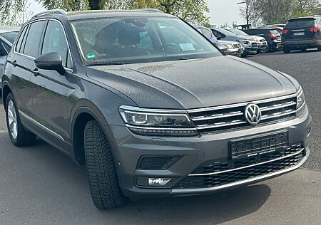 VW Tiguan Volkswagen Highline BMT/Start-S 4Motion Head-Up Pano