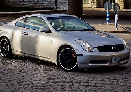 Infiniti G35