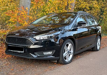 Ford Focus 1,5 EcoBoost Cool & Connect Turnier *top*