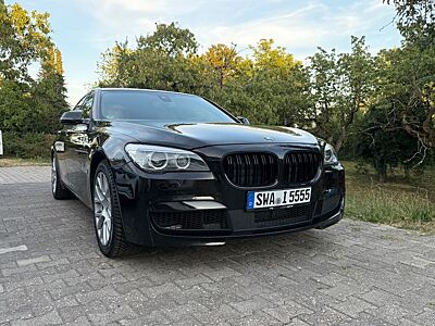 BMW 740d xDrive - M-Sportpaket- BMW Scheckheft- Top-