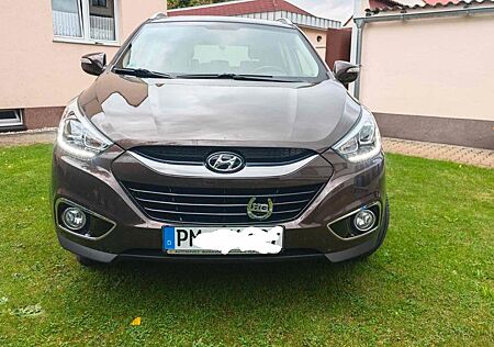 Hyundai ix35 1.6 GDI FIFA World Cup EDITION Gold 2WD...