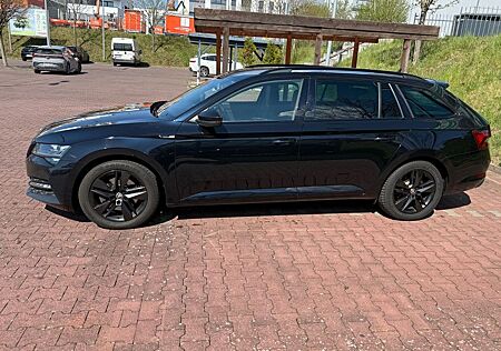 Skoda Superb ~<Kombi~Sportline~iV~Facelift~Sport~Voll