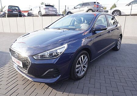 Hyundai i30 1.4 T-GDI Lenkradheizung PDC Sitzheizung USB