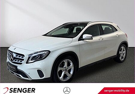Mercedes-Benz GLA 220 d 4M Urban Panorama Standheizung LED