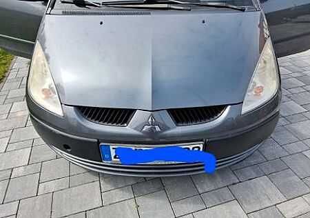 Mitsubishi Colt CZ3 1.1 Inform Inform