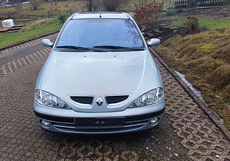 Renault Megane Classic Expression 1.6 16V Expression