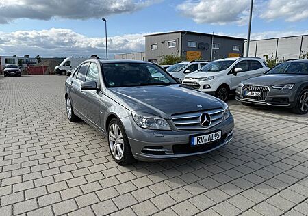 Mercedes-Benz C 350 CGI BlueEfficiency AUTOMATIK/NAVI/XENON