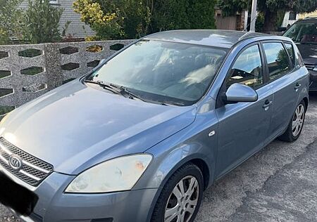 Kia Cee'd Ceed Diesel, Baujahr 2007