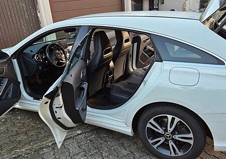 Mercedes-Benz CLA 200 Shooting Brake PEAK Edition PEAK Edition