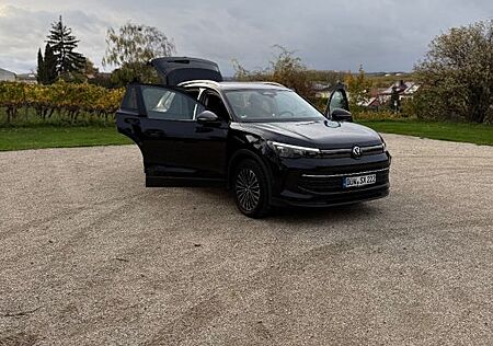 VW Tiguan Volkswagen 2.0 TDI SCR DSG Life Life