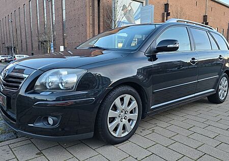 Toyota Avensis Kombi 1.8