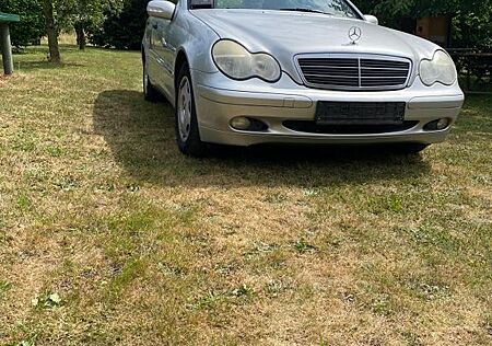 Mercedes-Benz C 180 KOMPRESSOR T CLASSIC Classic Klima