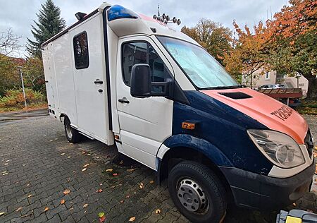 Mercedes-Benz Sprinter gebraucht kaufen Mercedes-Benz Sprinter 518 3.5T 4x4 RTW Abgelastet