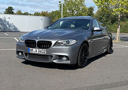 BMW 530d M-Paket/Schiebedach/Head-up mit 20 Zoll