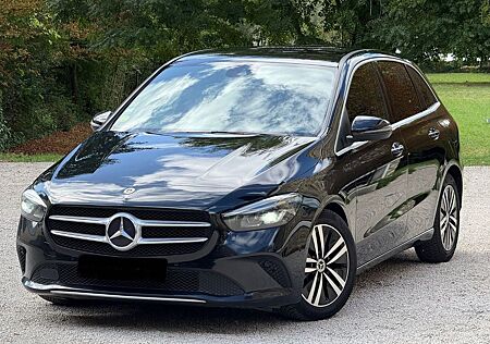 Mercedes-Benz B 200 B 200d B -Klasse 8G Leder Navi Xénon Camera