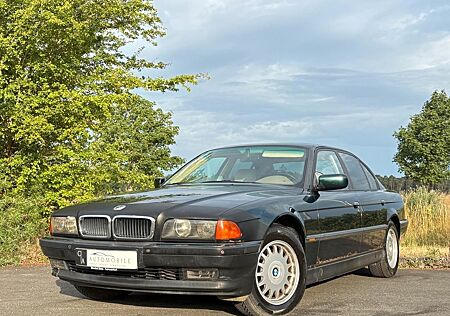 BMW 728i Automatik *Softclose*Schiebedach*Tempomat*