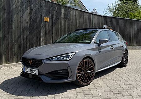 Cupra Leon 2.0 TSI DSG 300 - Pano - Beats - 19Zoll 1.H
