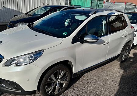 Peugeot 2008 Allure PureTech 110 Stop&Start
