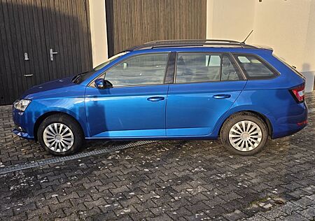 Skoda Fabia Combi DSG, SHZ, Tempomat, Carplay