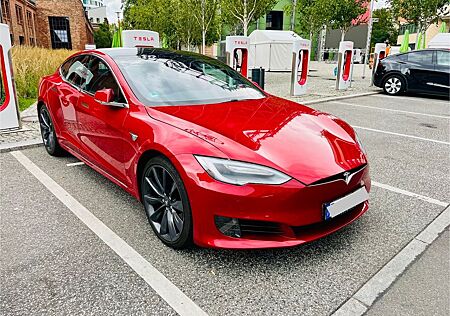 Tesla Model S 75