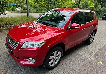 Toyota RAV 4 2,2-l-D-4D Travel,KeylessGo/Navi/Kamera