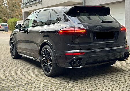 Porsche Cayenne GTS Chrono