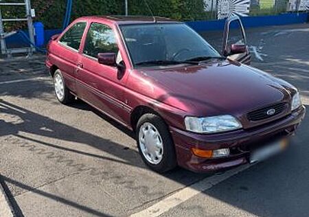 Ford Escort 1.6 Flair Flair