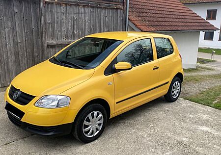 VW Fox Volkswagen 1,2 Standard TÜV neu