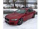 Jaguar XE 20d 180PS Prestige Autom.Navi.Standhzg.AHK