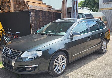 VW Passat Variant Volkswagen 2.0 TDI DPF DSG 125kW Highlin...