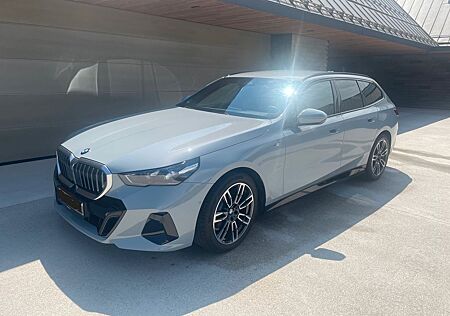 BMW 520d Touring A -