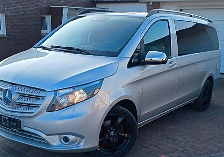 Mercedes-Benz V 200 Camper Küche Schlafbank