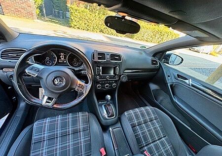 VW Golf Volkswagen 2.0 TSI GTI DSG Cabriolet