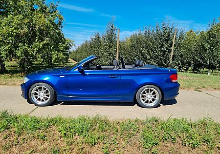 BMW 120i Cabrio -